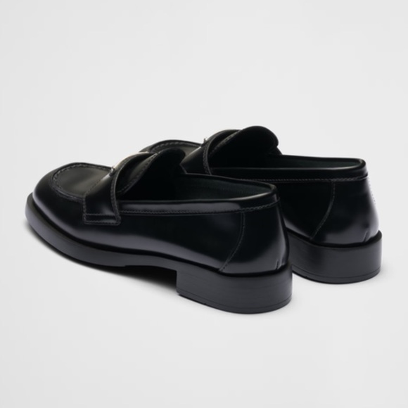 Prada unlined brushed leather loafers - barely worn - Picture 2 of 9